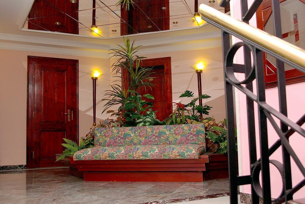 Bellevue Hotel And Resort 巴尔代约夫 外观 照片
