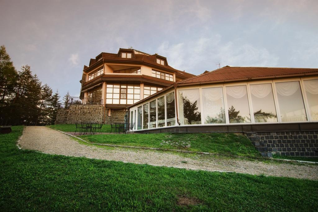 Bellevue Hotel And Resort 巴尔代约夫 外观 照片