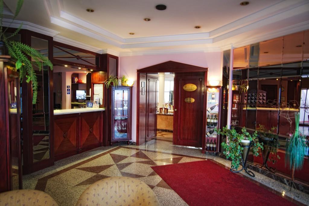 Bellevue Hotel And Resort 巴尔代约夫 外观 照片